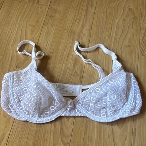 Lounge Con Balcony Bra